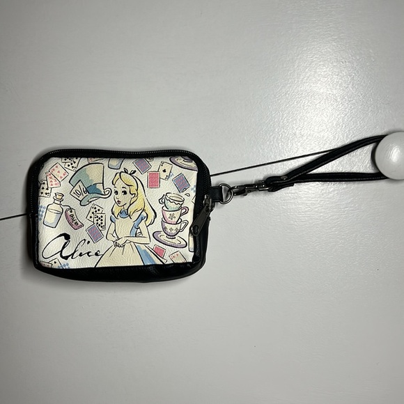 Disney Alice in Wonderland Wristlet Clutch - Picture 2 of 8